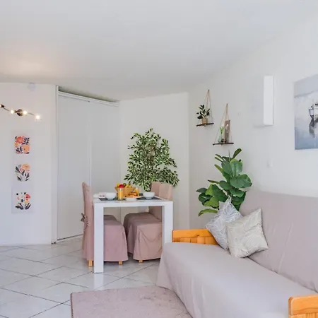 L'escapade - Port Murano Lägenhet